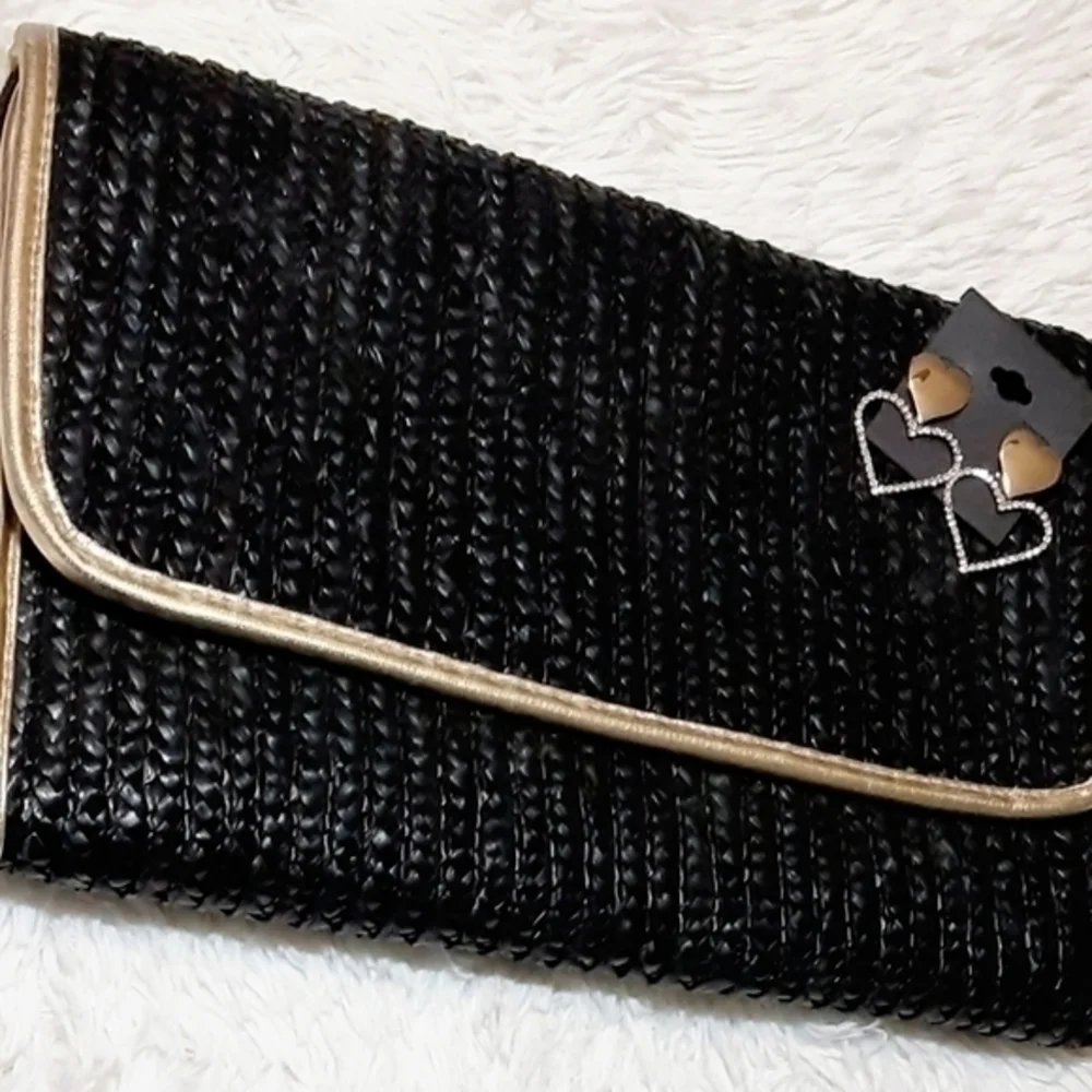 Gold Trimmed Envelope Clutch & Heart Earrings